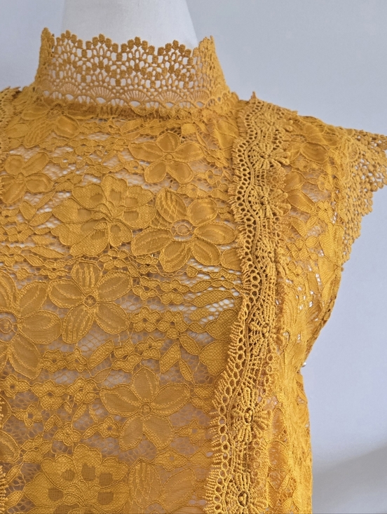 BOHO Lace Top - Picture 8 of 8